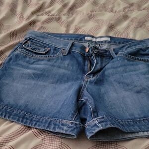 Old Navy Blue Jean Shorts Classic Denim Style